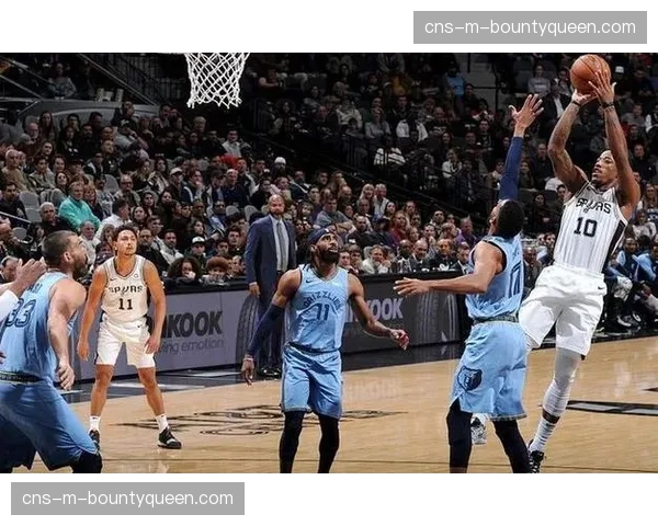 欧足联发布1-4决赛技术报告：平均每次球权转换后，形成射门的时间缩短0.7秒